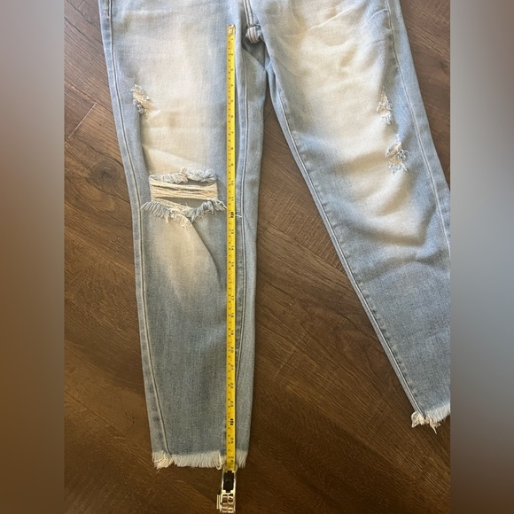 KanCan distressed jeans Size 31 NWT - Picture 5 of 7